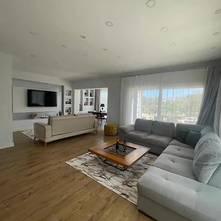 Villa Guenluek Kiralik Tripleks *